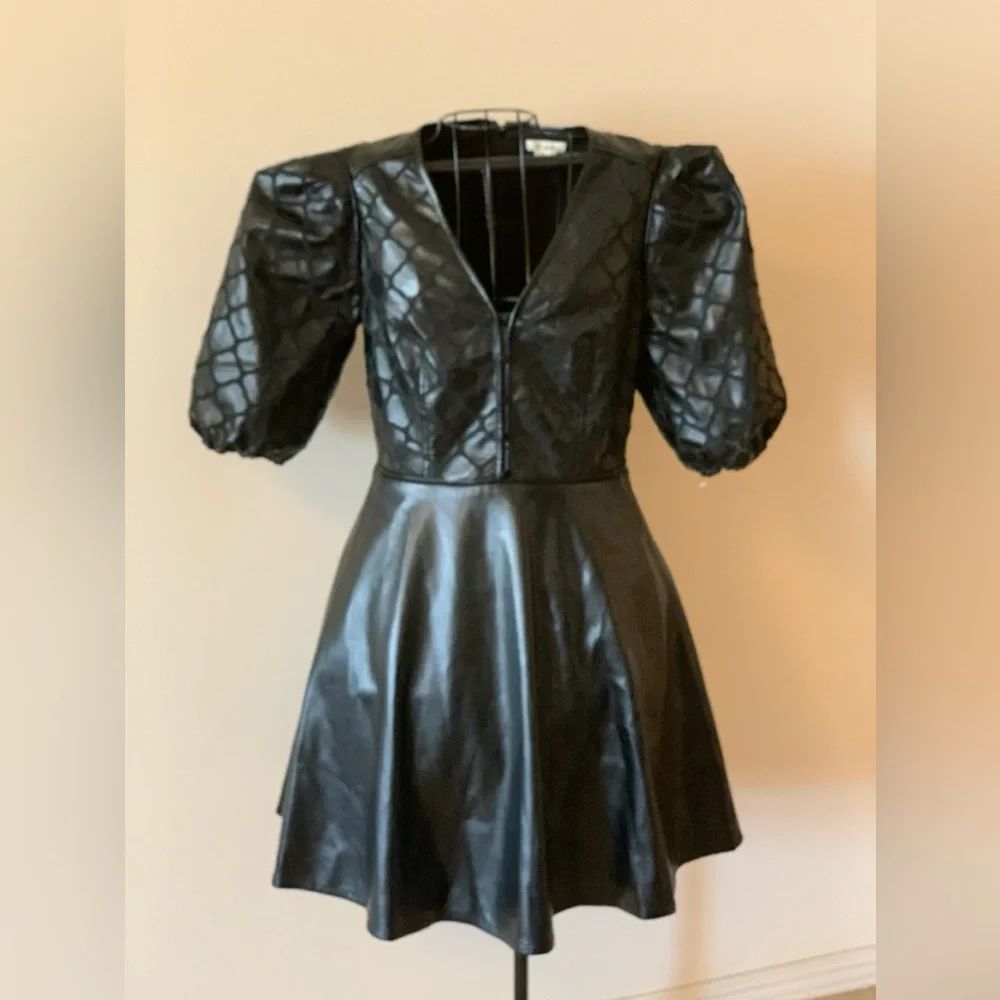 Shoshana Women's Oakley Faux Leather Minidress - Picture 5 of 10